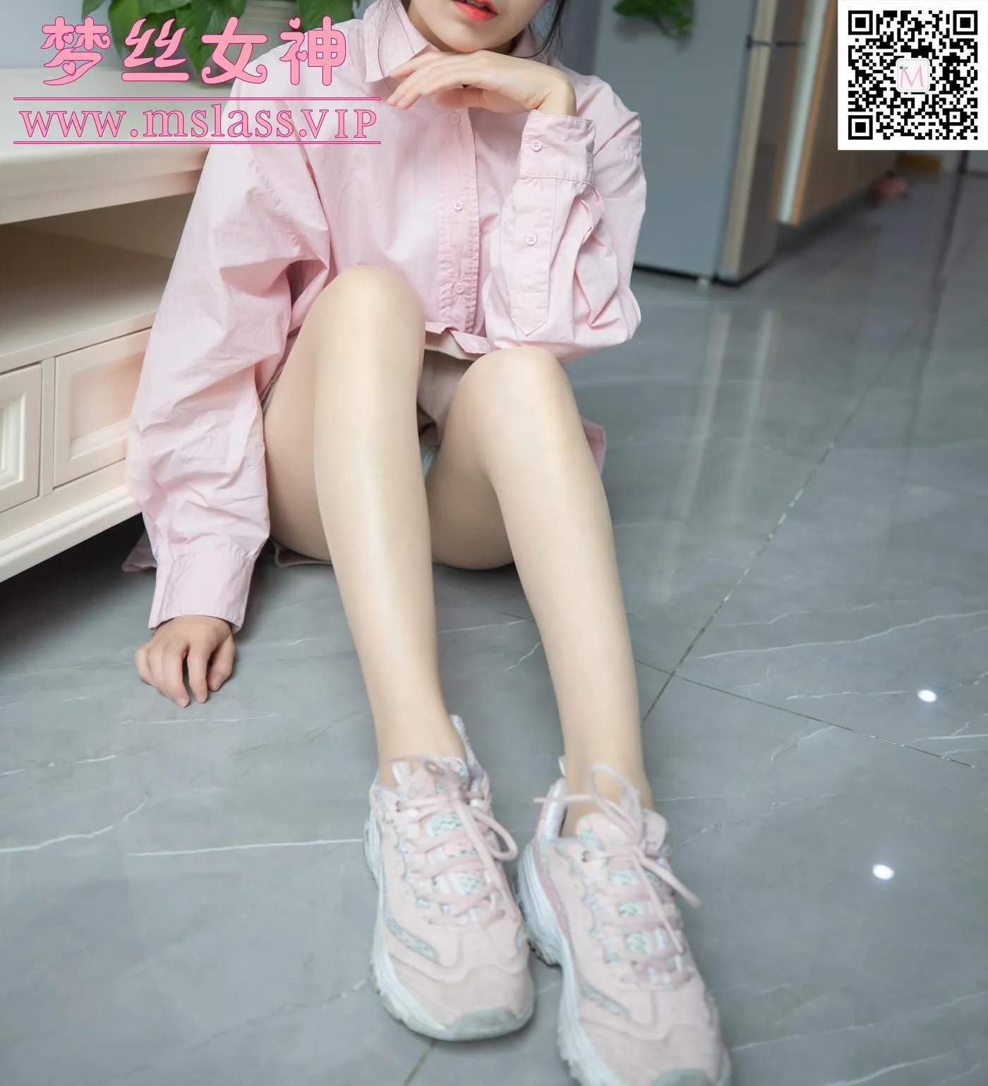 [MSLASS梦丝女神] 2020.10.22 NO.130 莹仙女 粉粉的 [66P]插图2